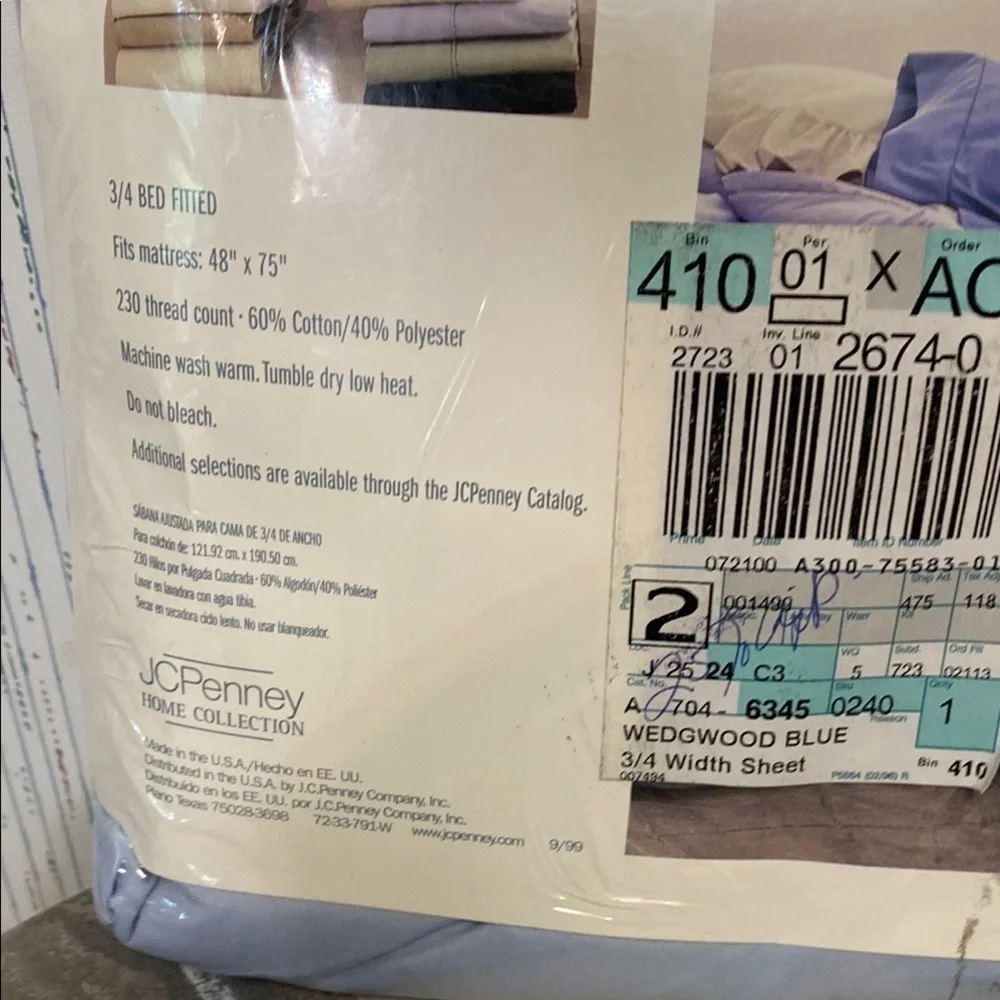 JC Penny Blue Home Collection 3/4 Fitted Sheet 230 Thread Count Cotton